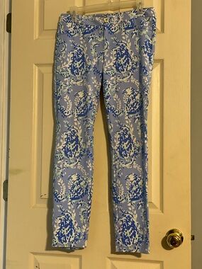 Lilly Pulitzer Multi-Blue Knit Stretch Kelly Turtle Straight Ankle Pants, size 8